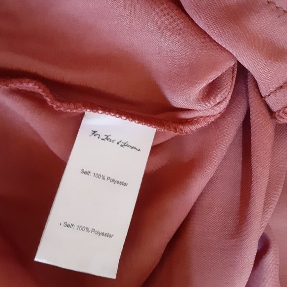 NWT FOR LOVE & LEMONS DUSTY ROSE LENA RUFFLE PAJAMA ROMPER SIZE M - Picture 5 of 5